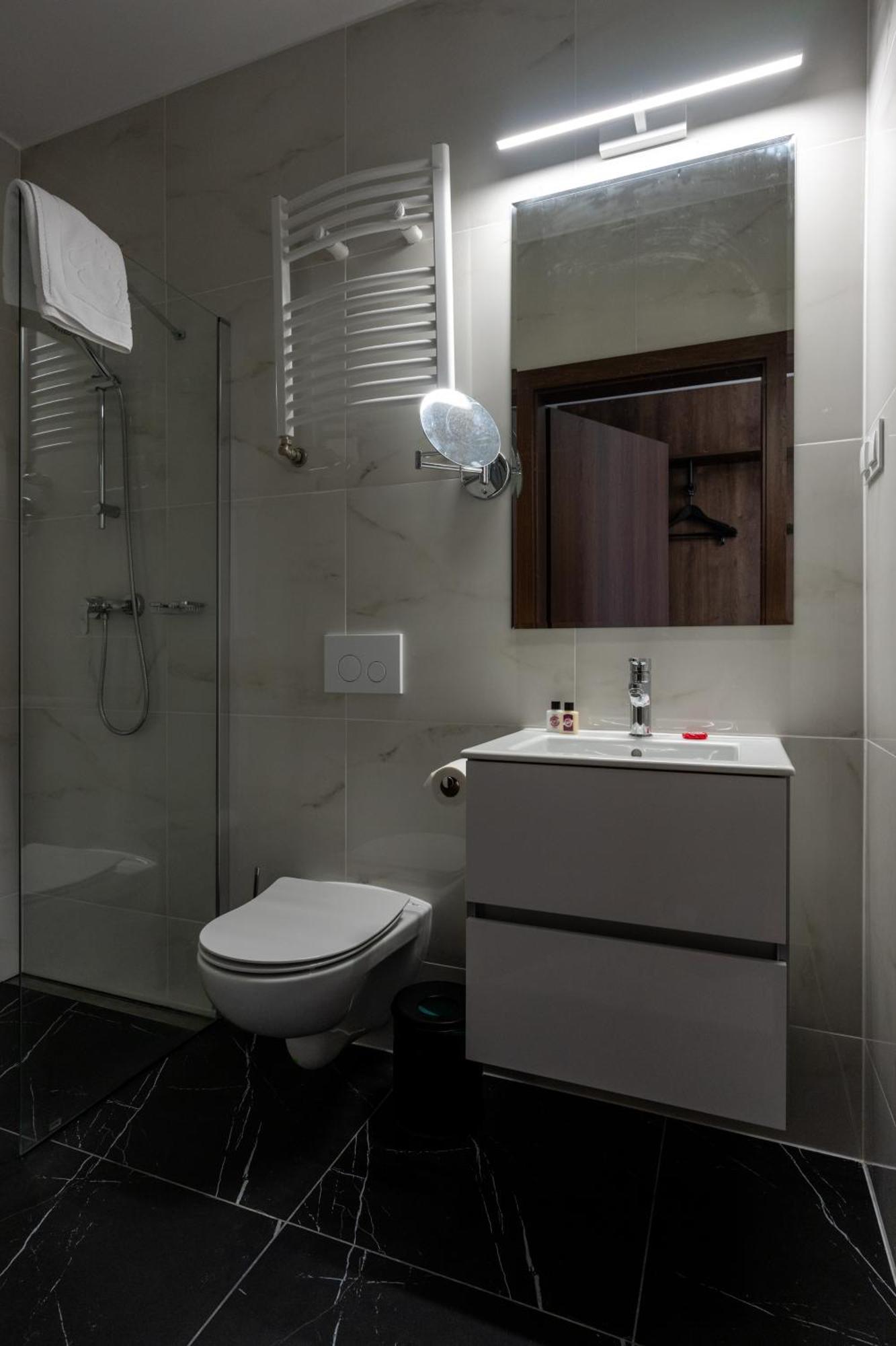 Bed and Breakfast Sleep&Fly Okecie Warsaw Airport Exteriér fotografie