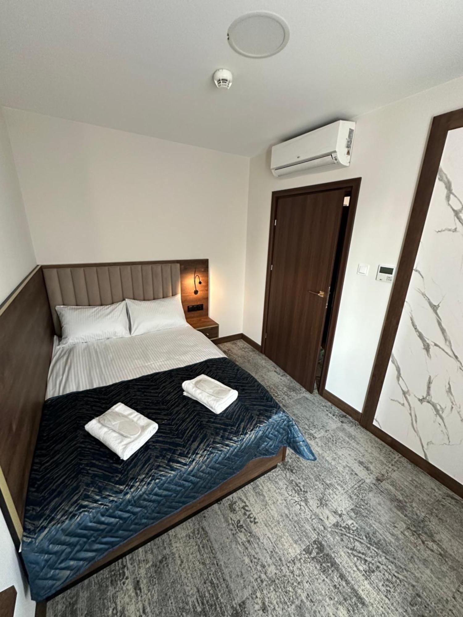 Bed and Breakfast Sleep&Fly Okecie Warsaw Airport Exteriér fotografie