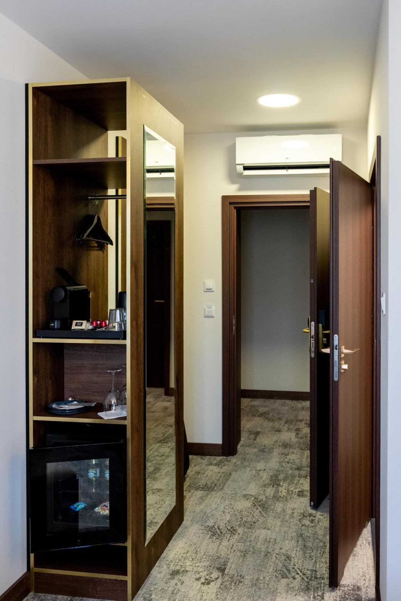 Bed and Breakfast Sleep&Fly Okecie Warsaw Airport Exteriér fotografie